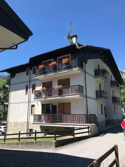 Bardonecchia Holidays Exterior foto